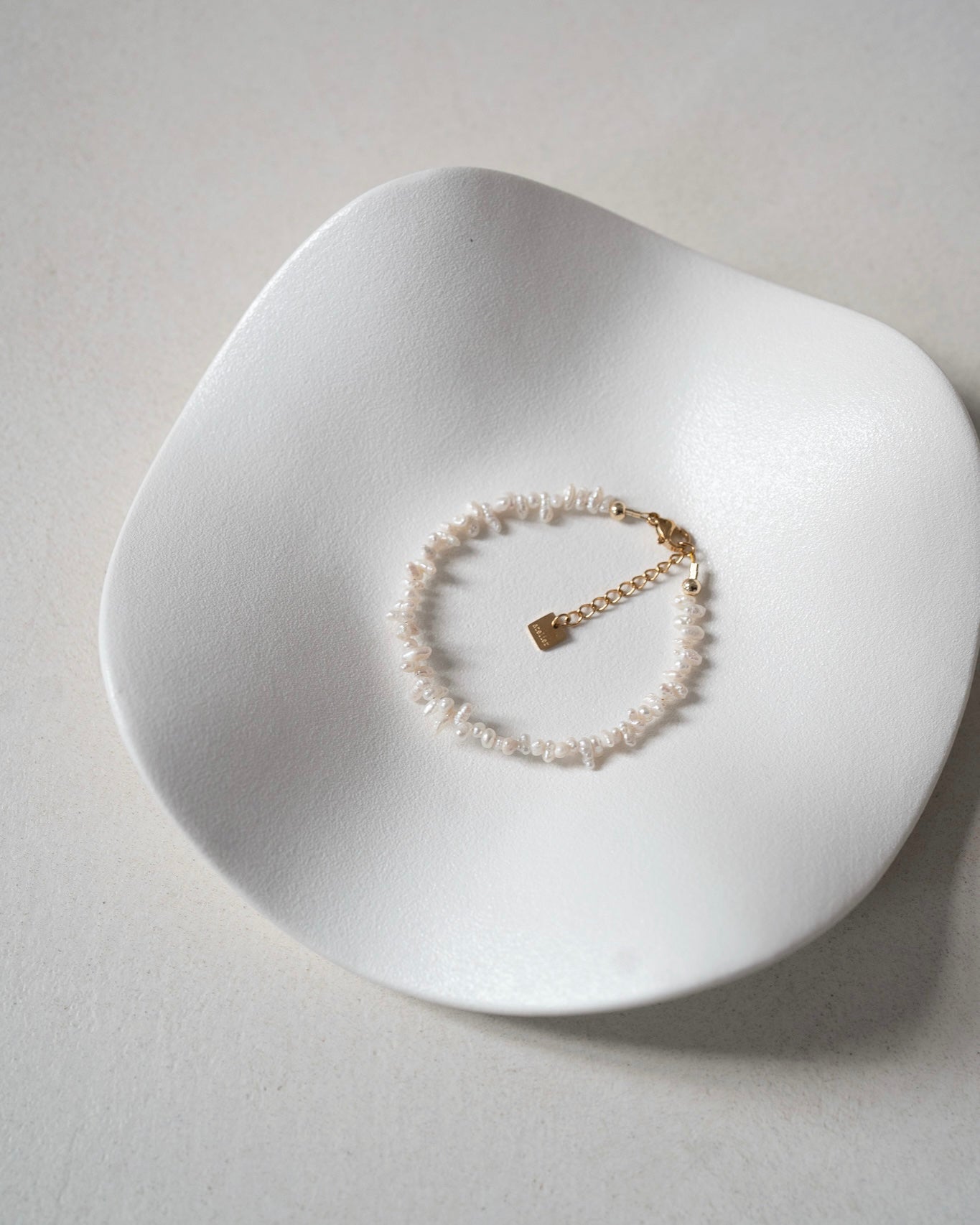 Coral pearl bracelet