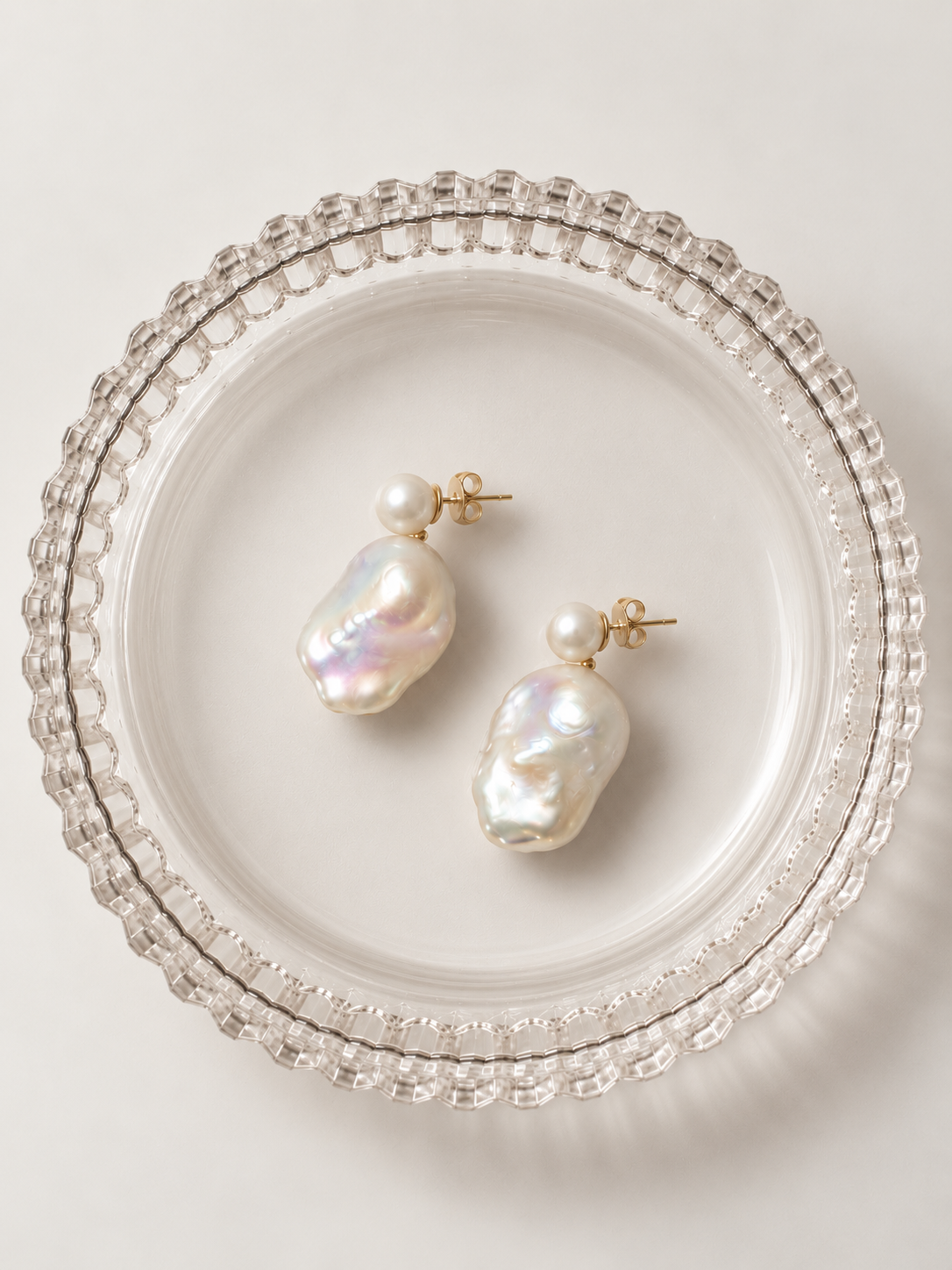 Bar pearl earrings