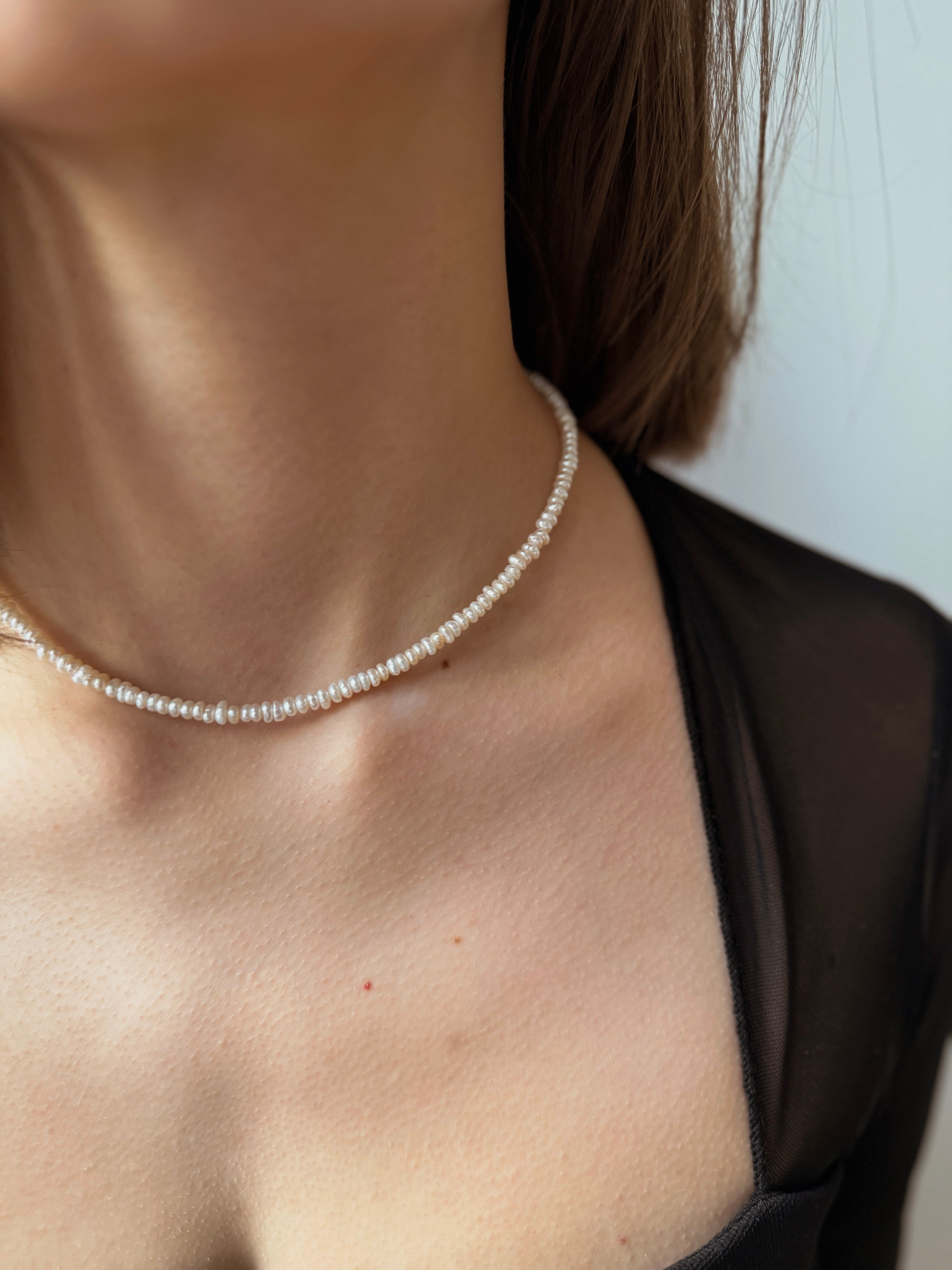 Sparkle pearl necklace