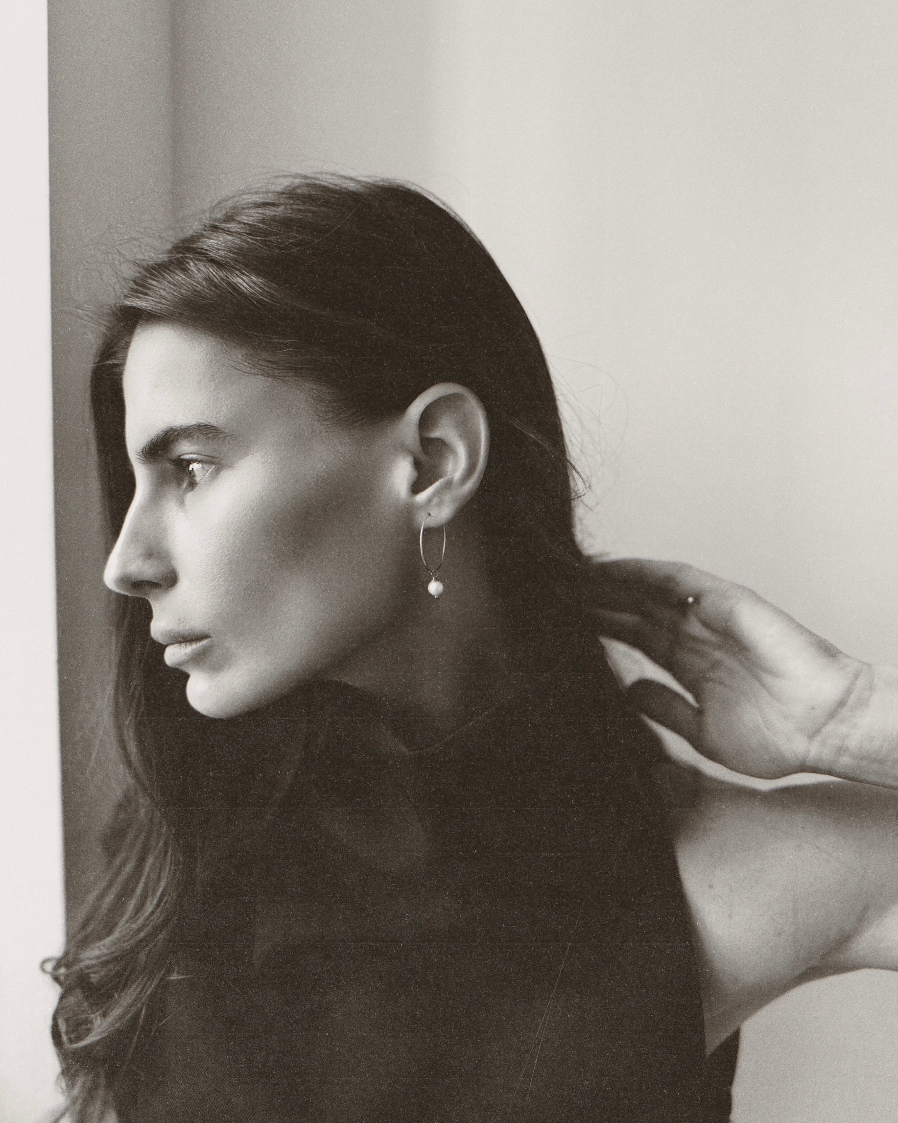 Petite pearl earrings