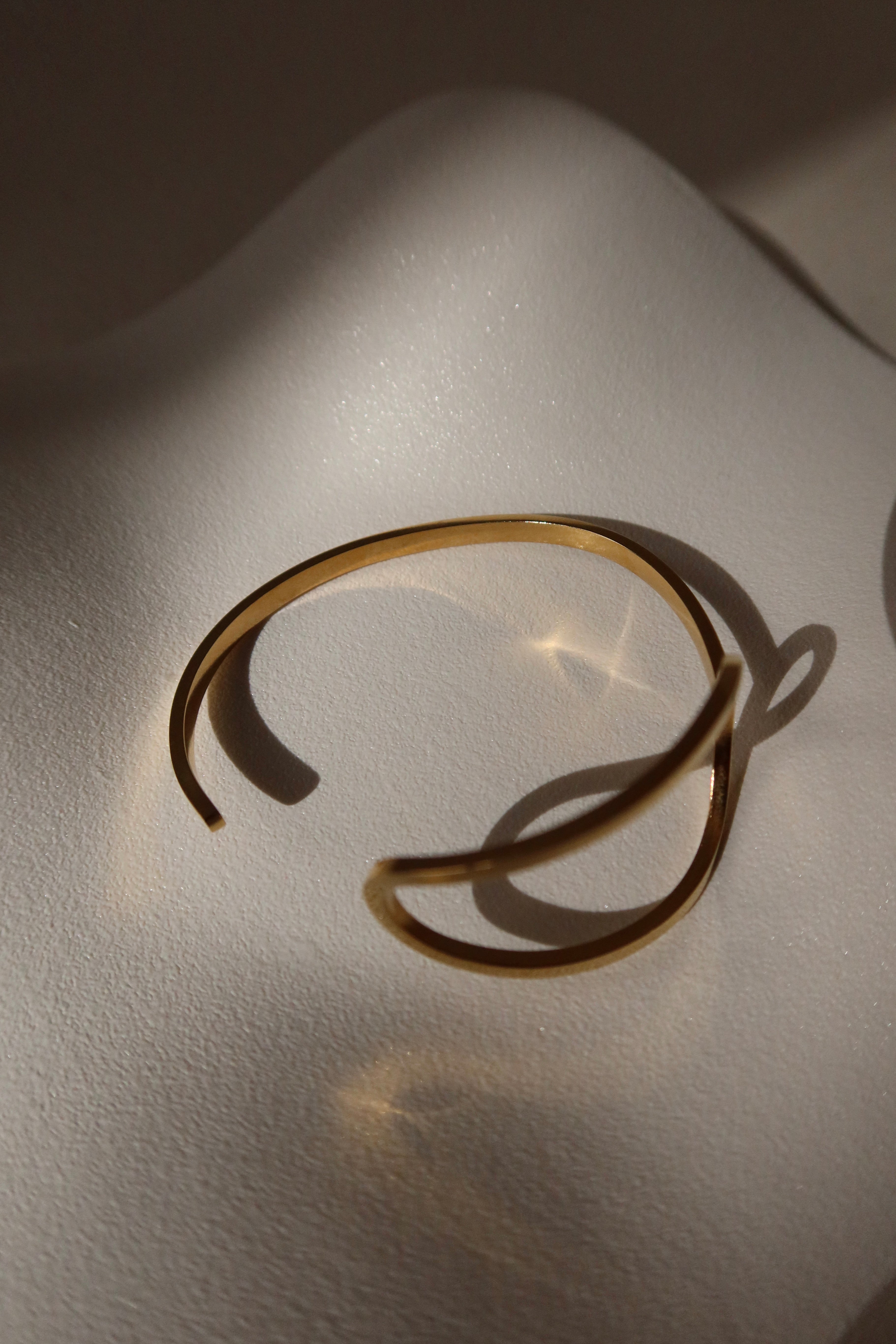 Y bracelet