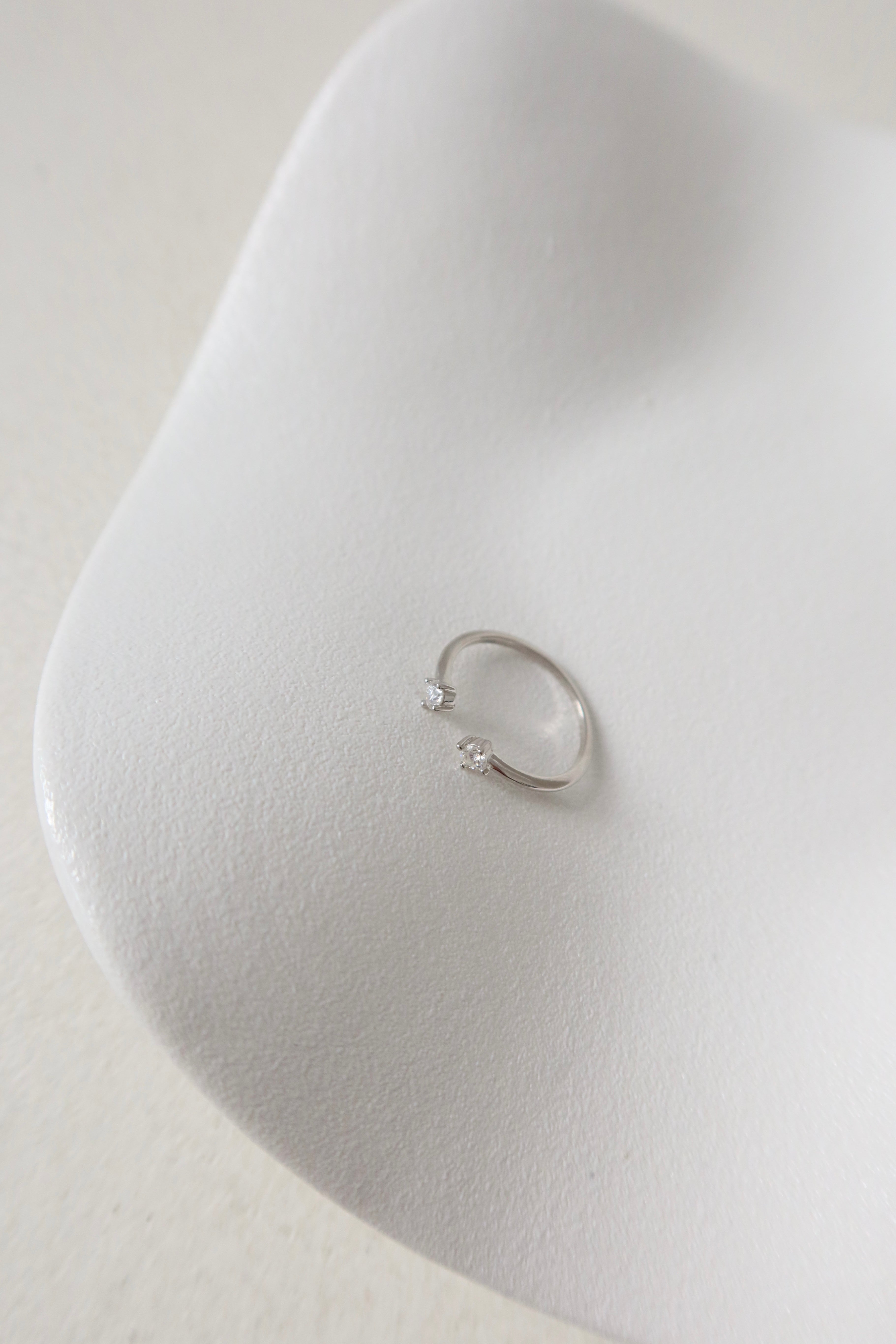 Twin ring