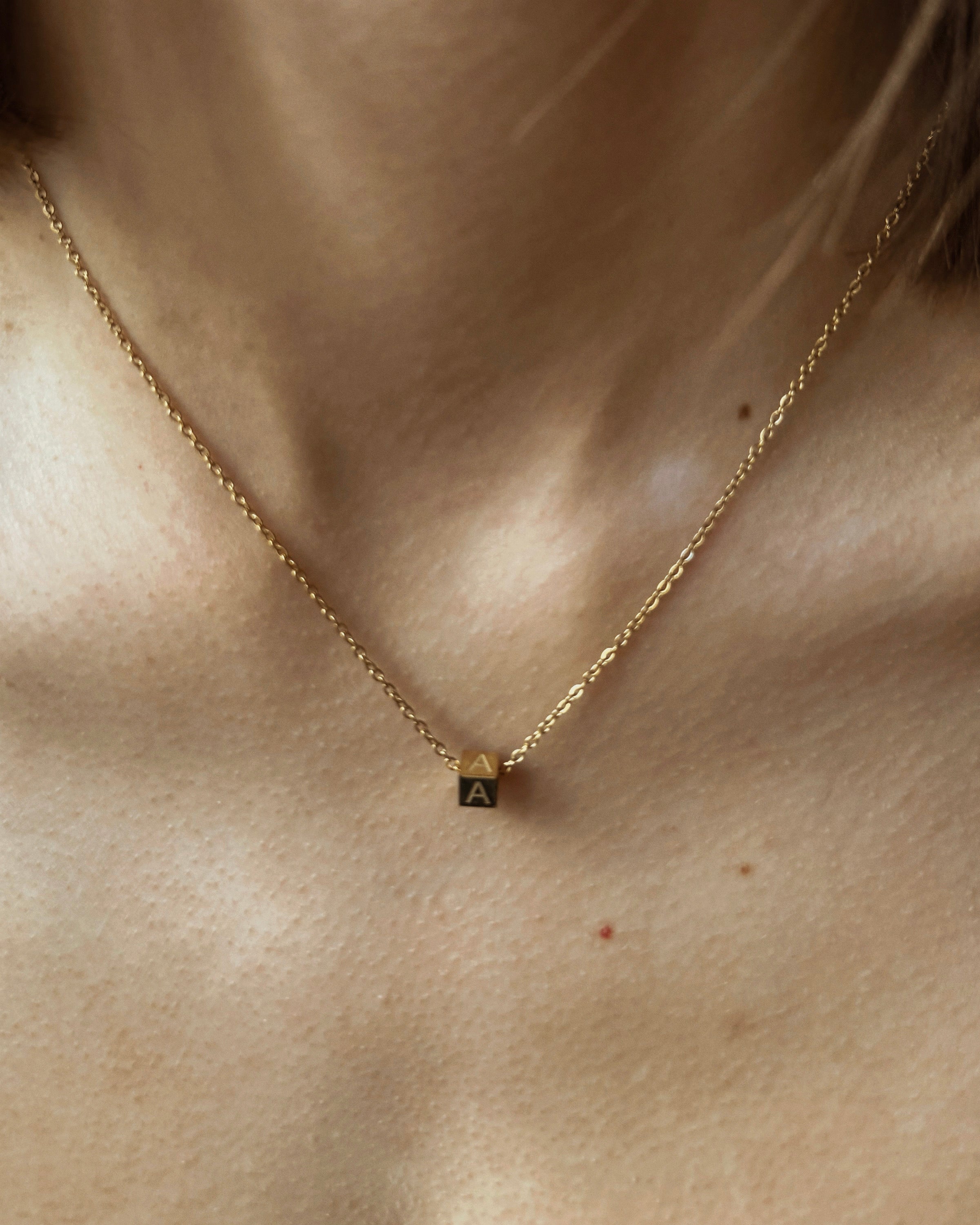 Rubik + chain = Rubik necklace