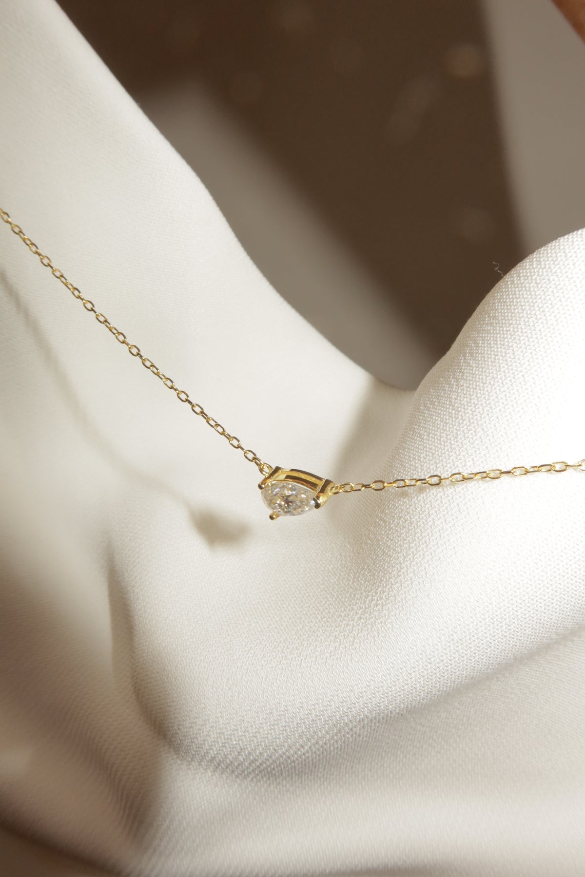 Poire necklace