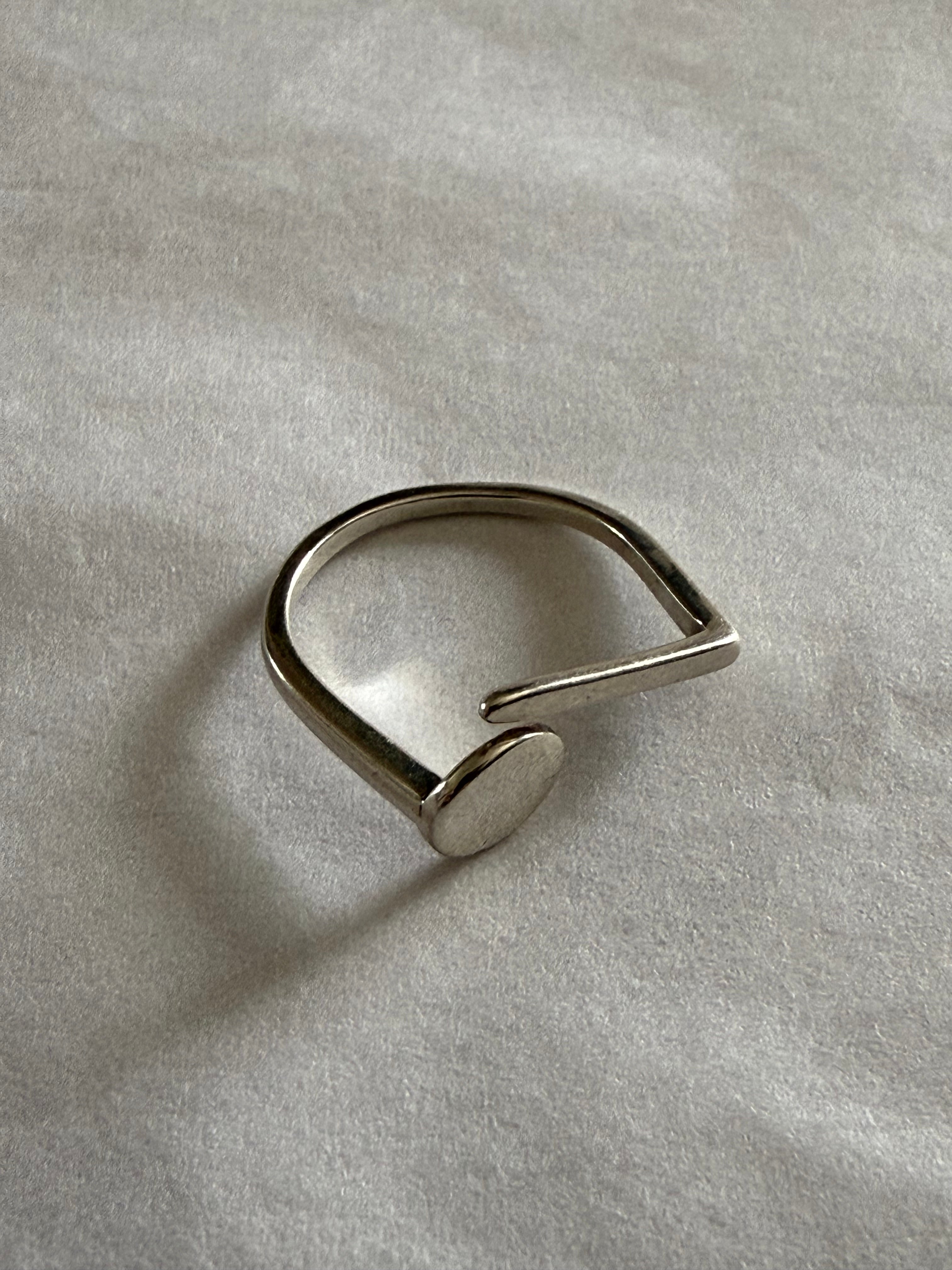 Dot ring