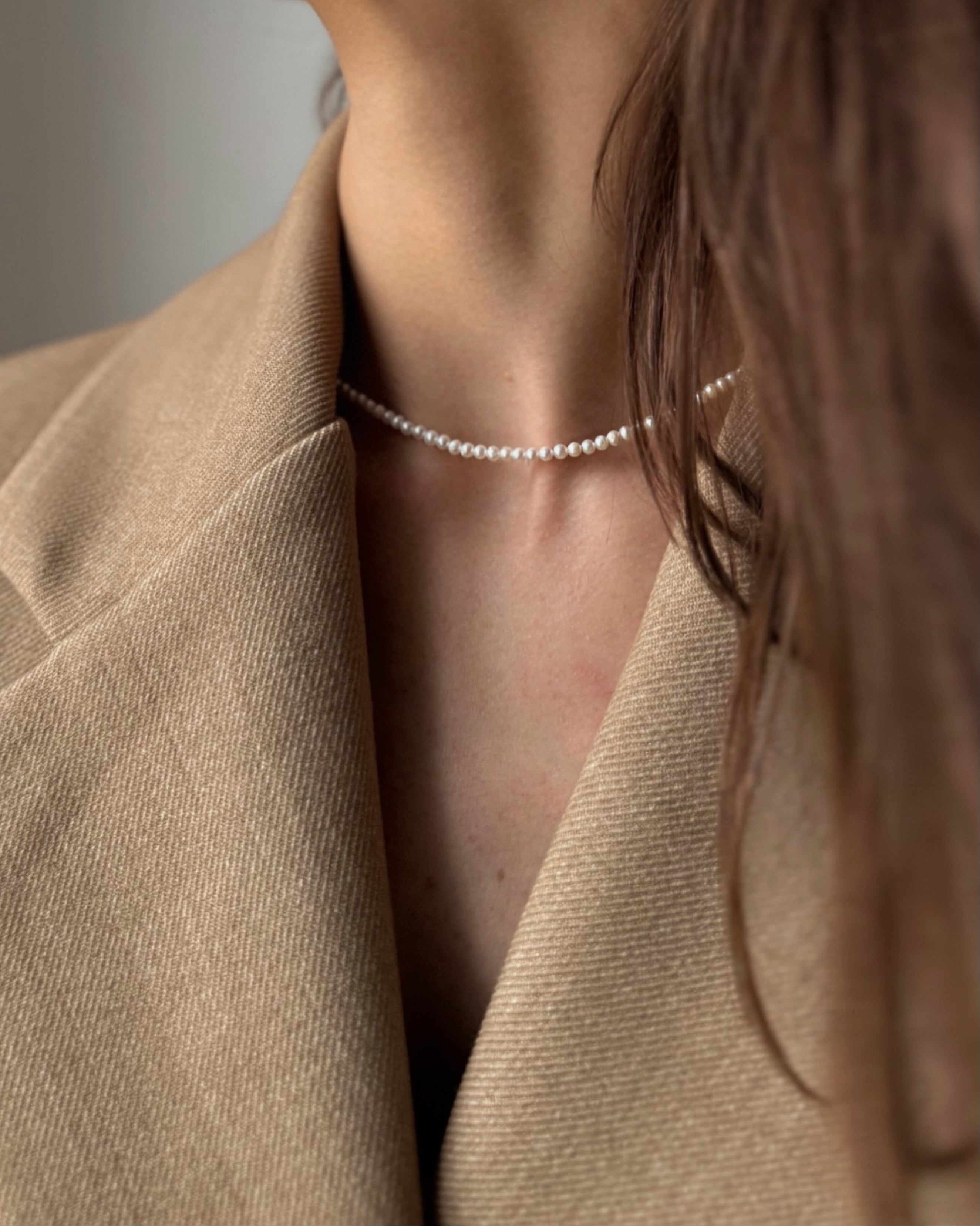 Round Mini pearl necklace