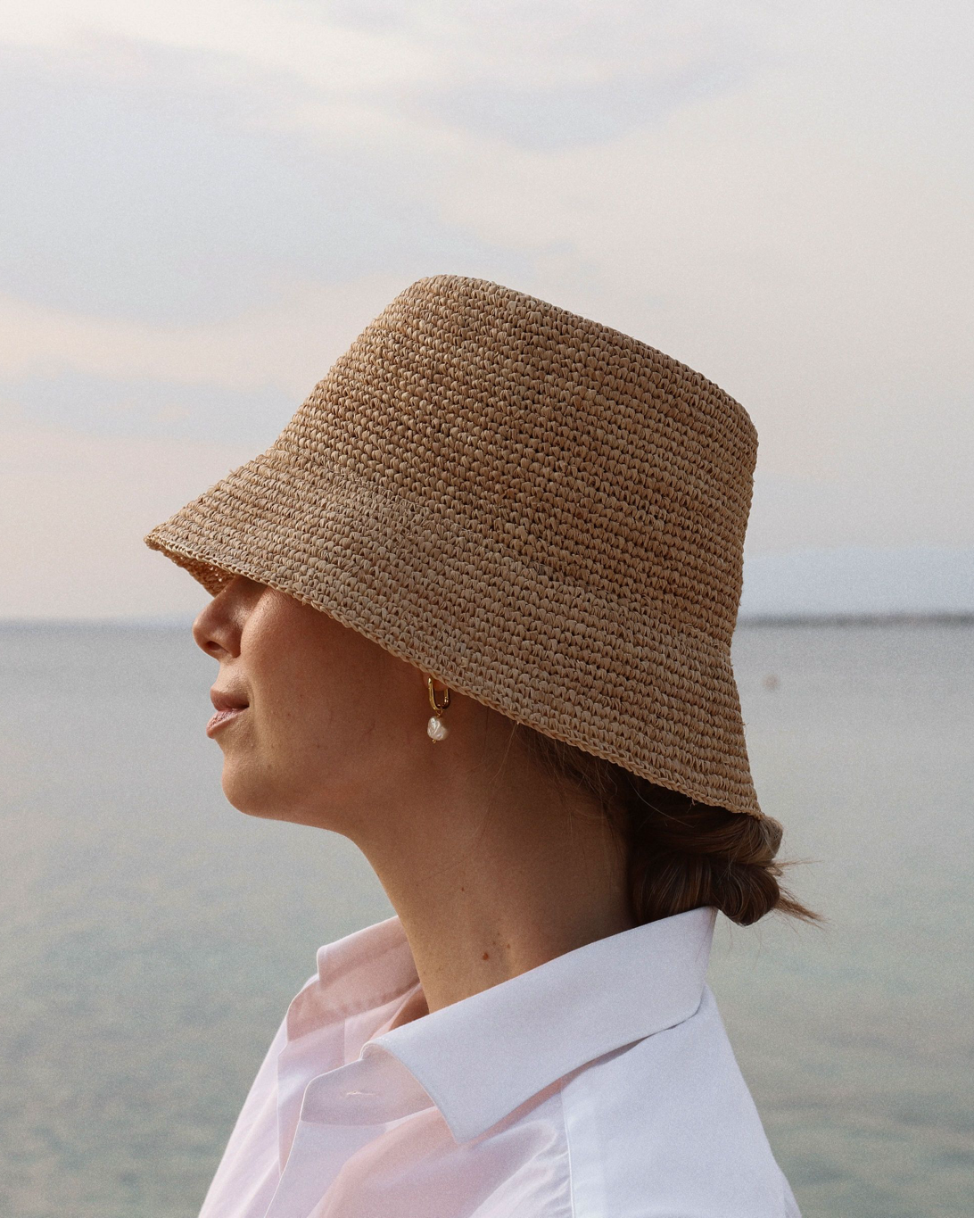 Emily pearl earrings