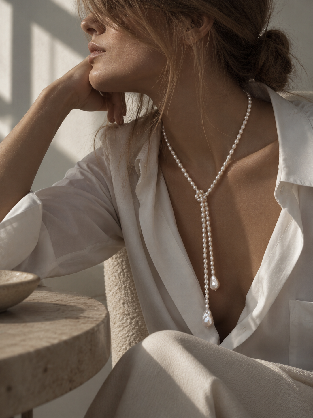 Veil Short pearl necklace