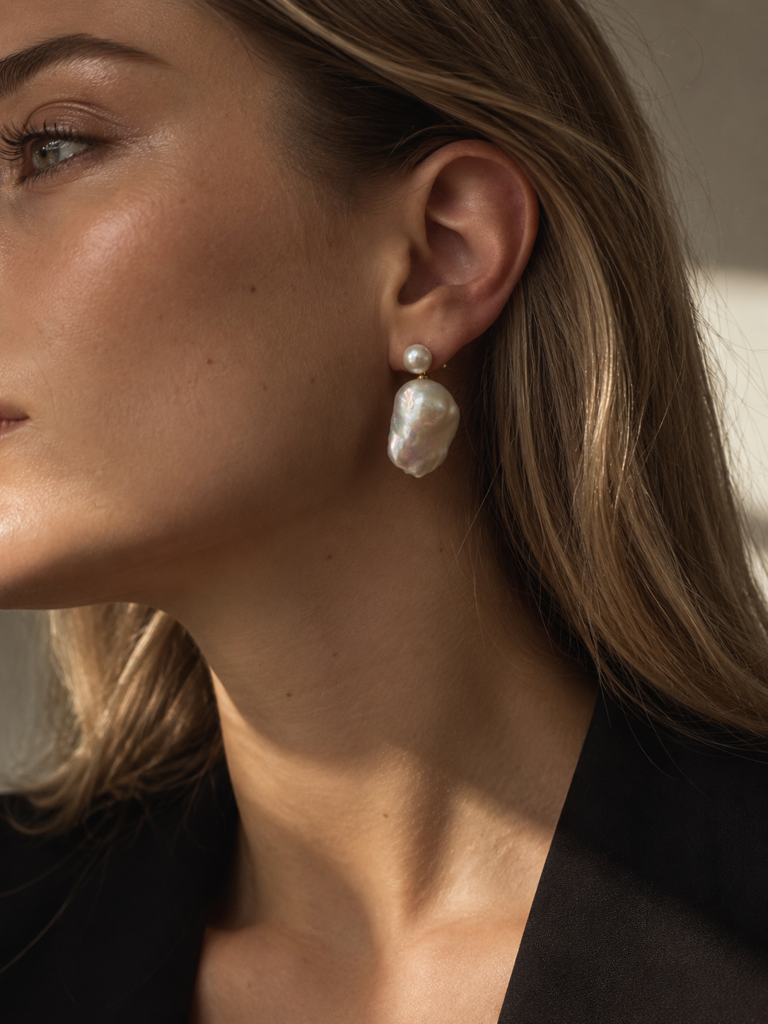 Bar pearl earrings