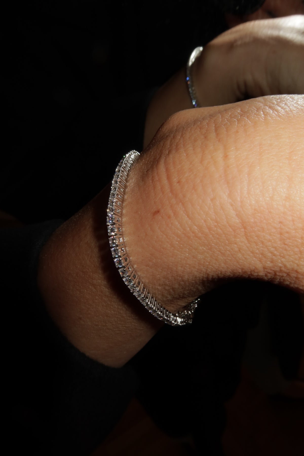 Tennis bracelet