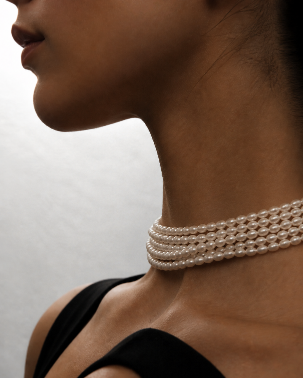 Seven Rows pearl necklace
