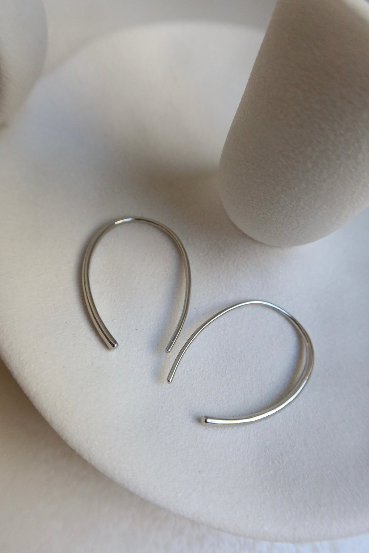 Demi-Lune earrings