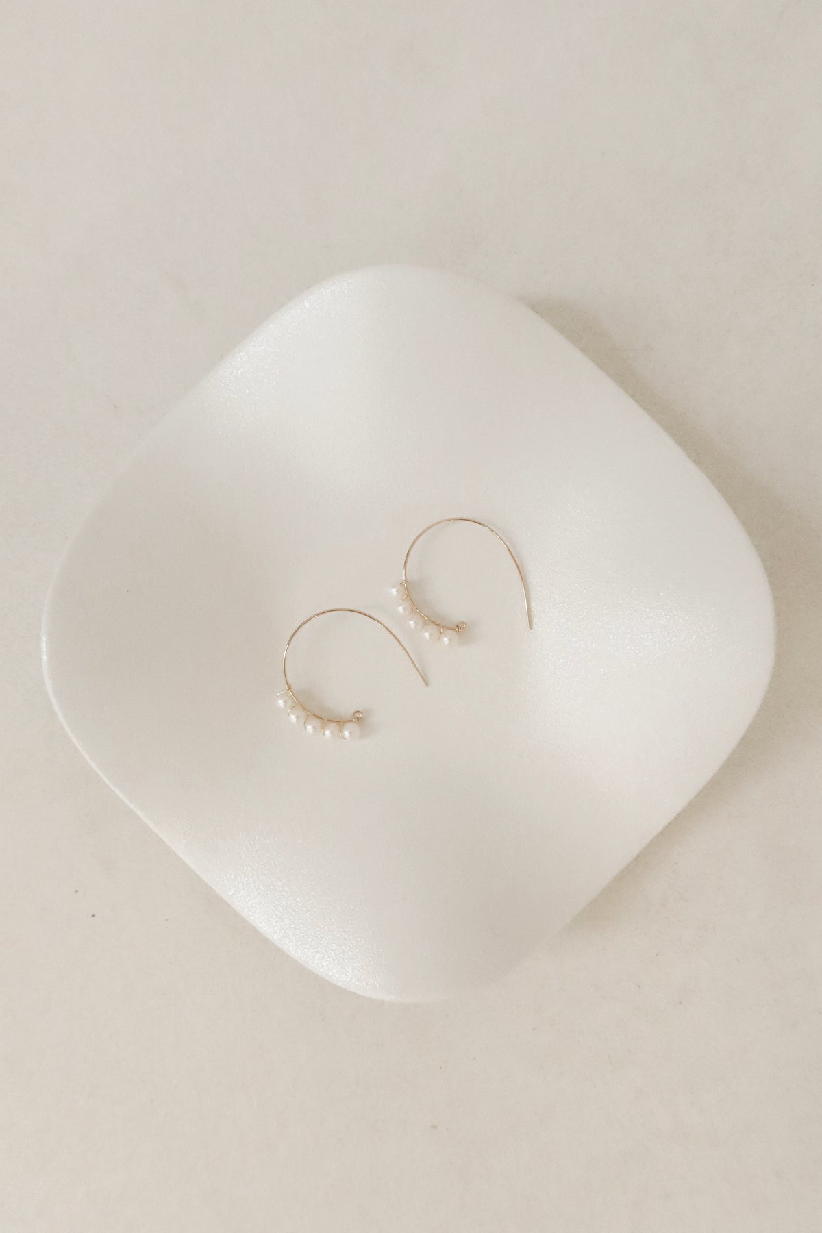 Mezzo pearl earrings