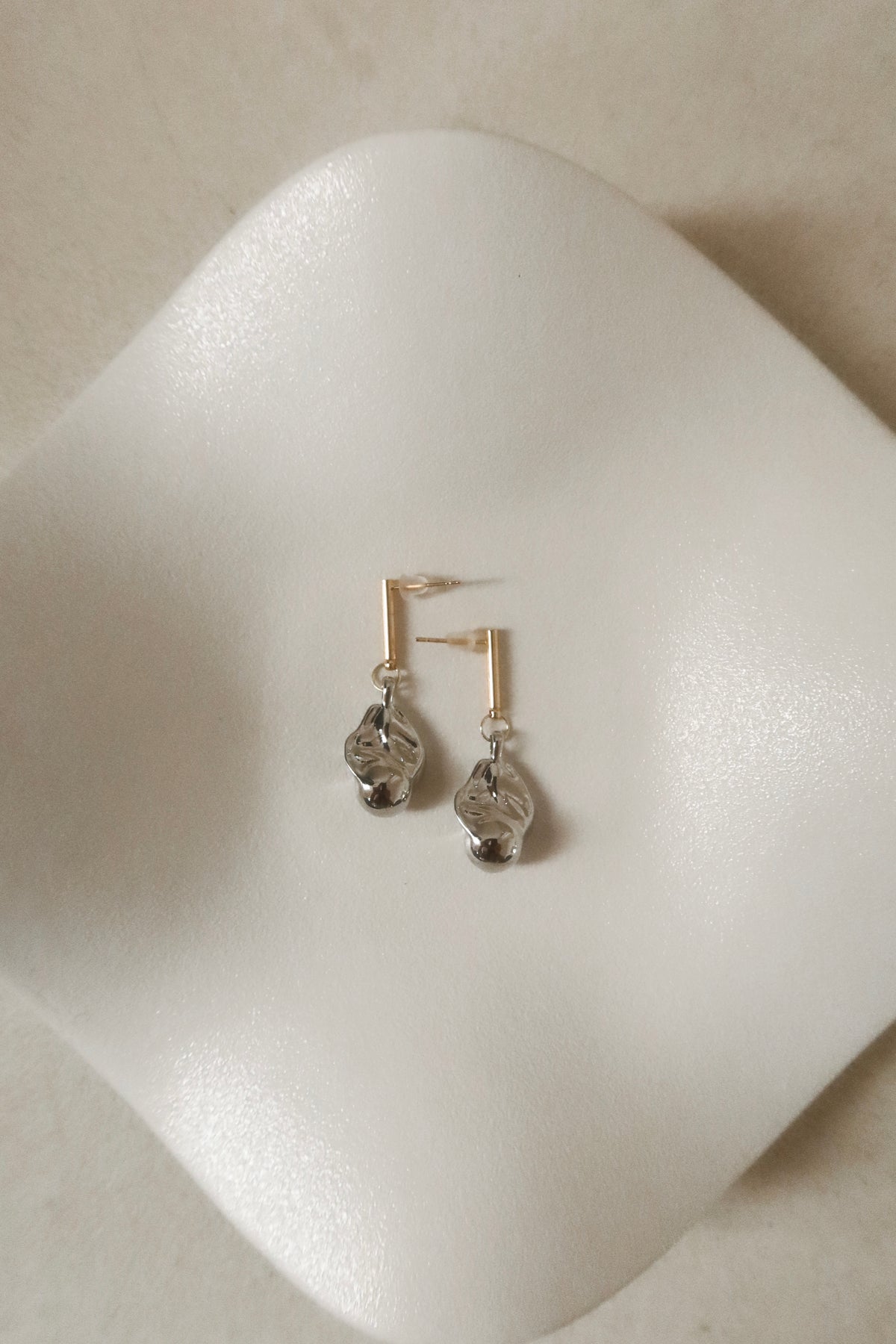 Reflect earrings