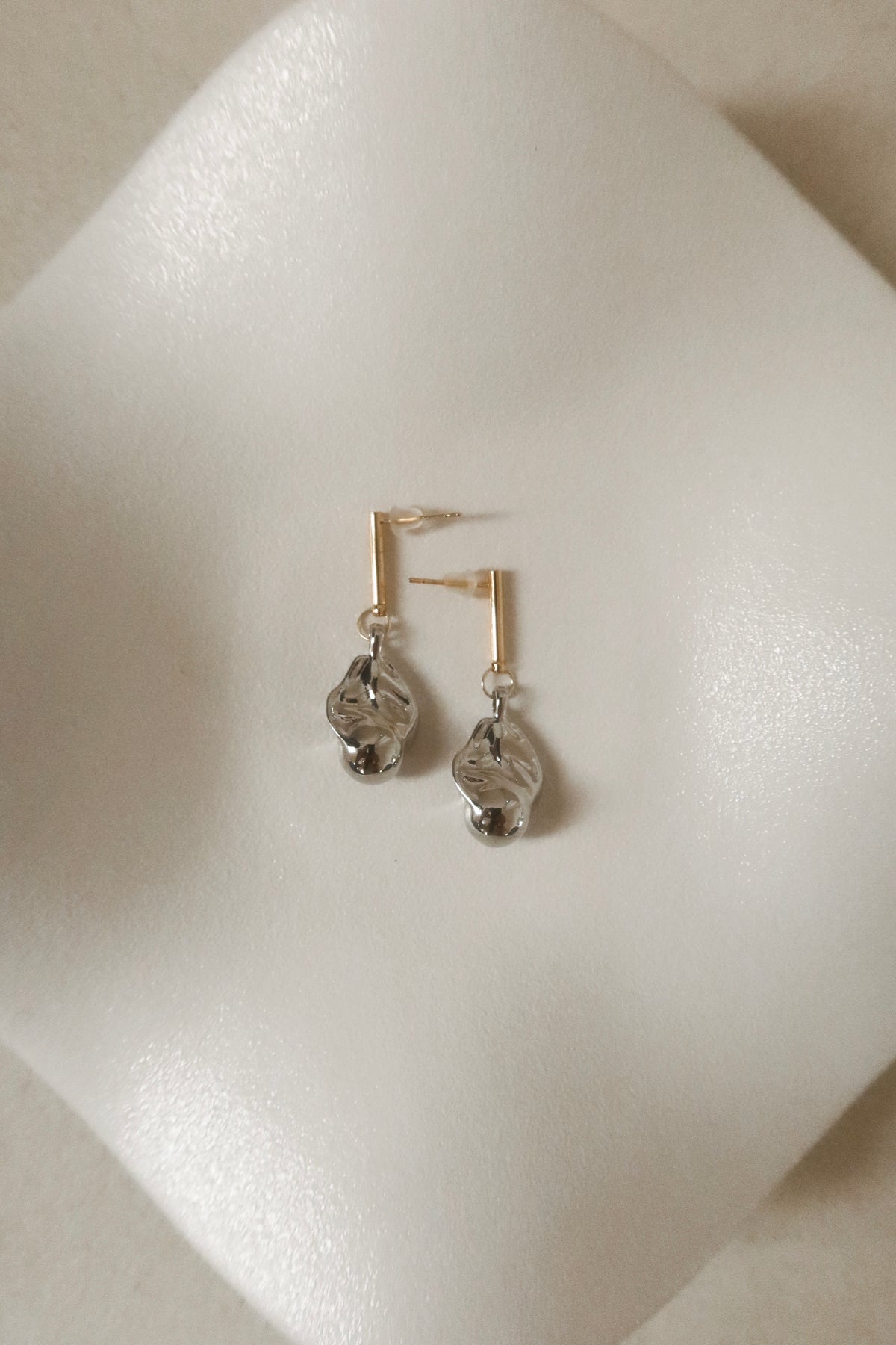 Reflect earrings