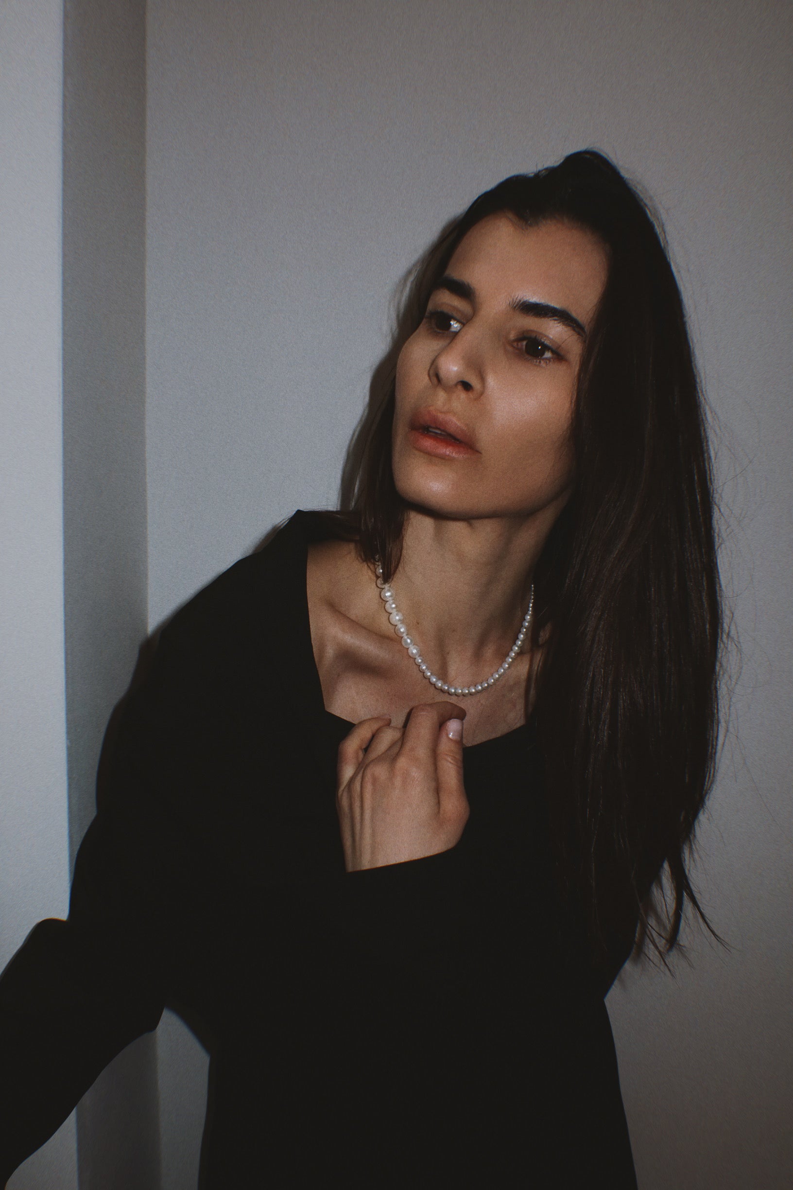 Triptych pearl necklace