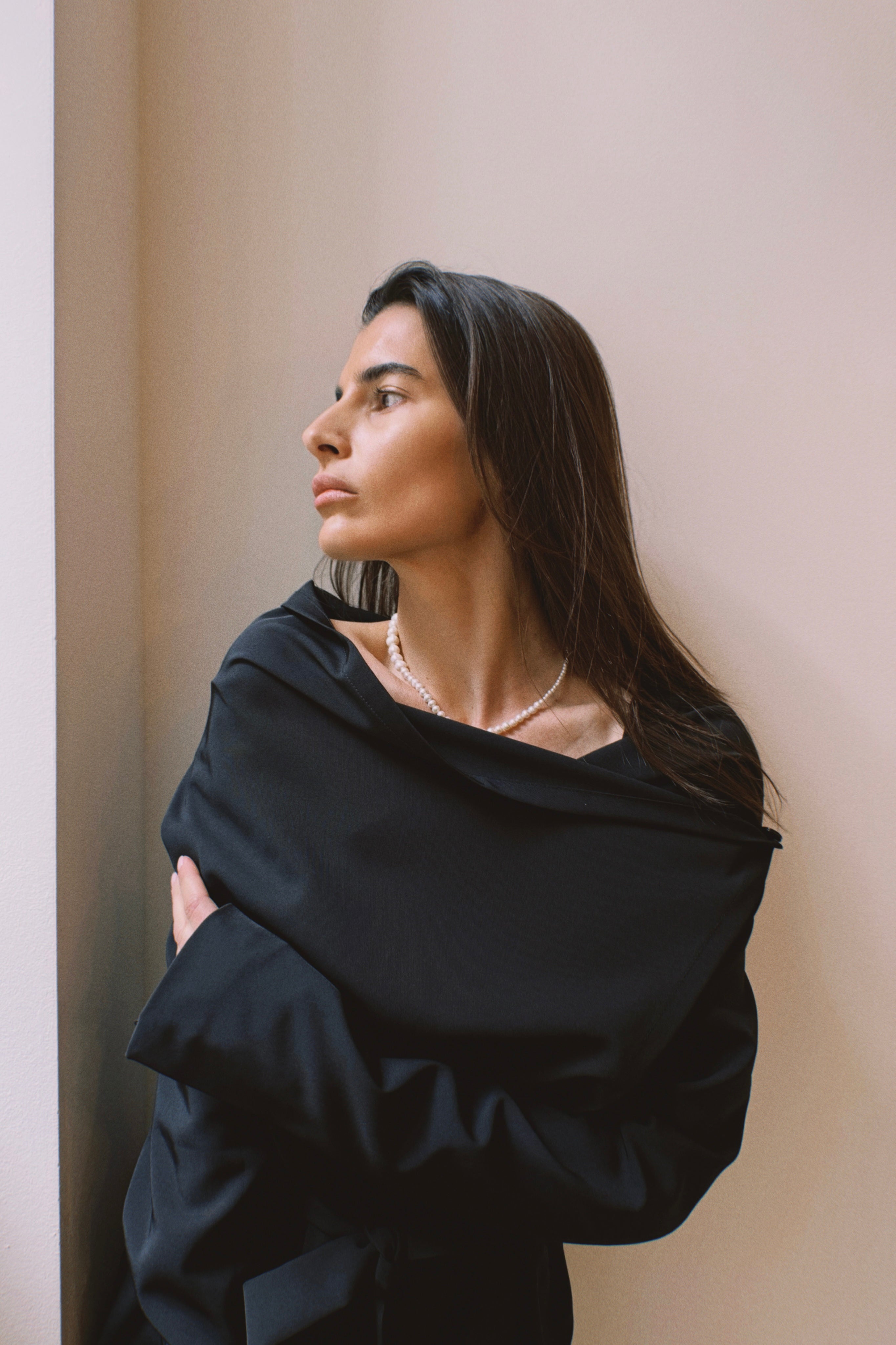 Triptych pearl necklace